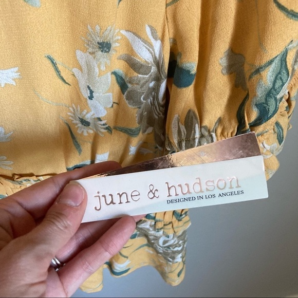 June & Hudson Yellow Floral Top Size 1 - Picture 4 of 6